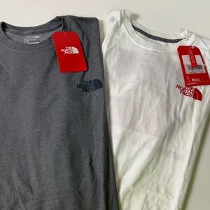 The North Face Standard Fit T-Shirt Bundle of 2 New NWT Graphic Tees